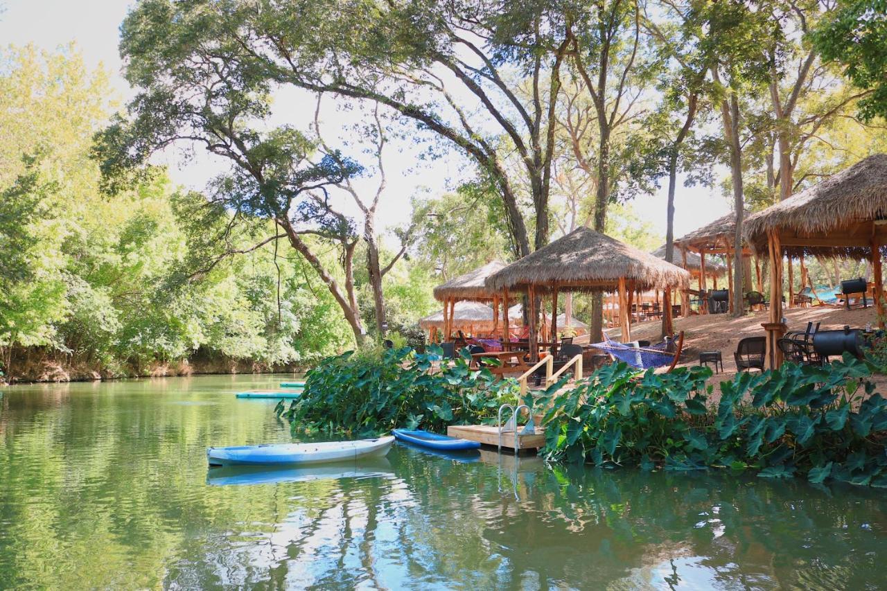 Son'S Rio Cibolo Birdhouse Cabin #7 Water Sports, Hot Tubs, Volleyball, Game Room, And More! Marion Buitenkant foto